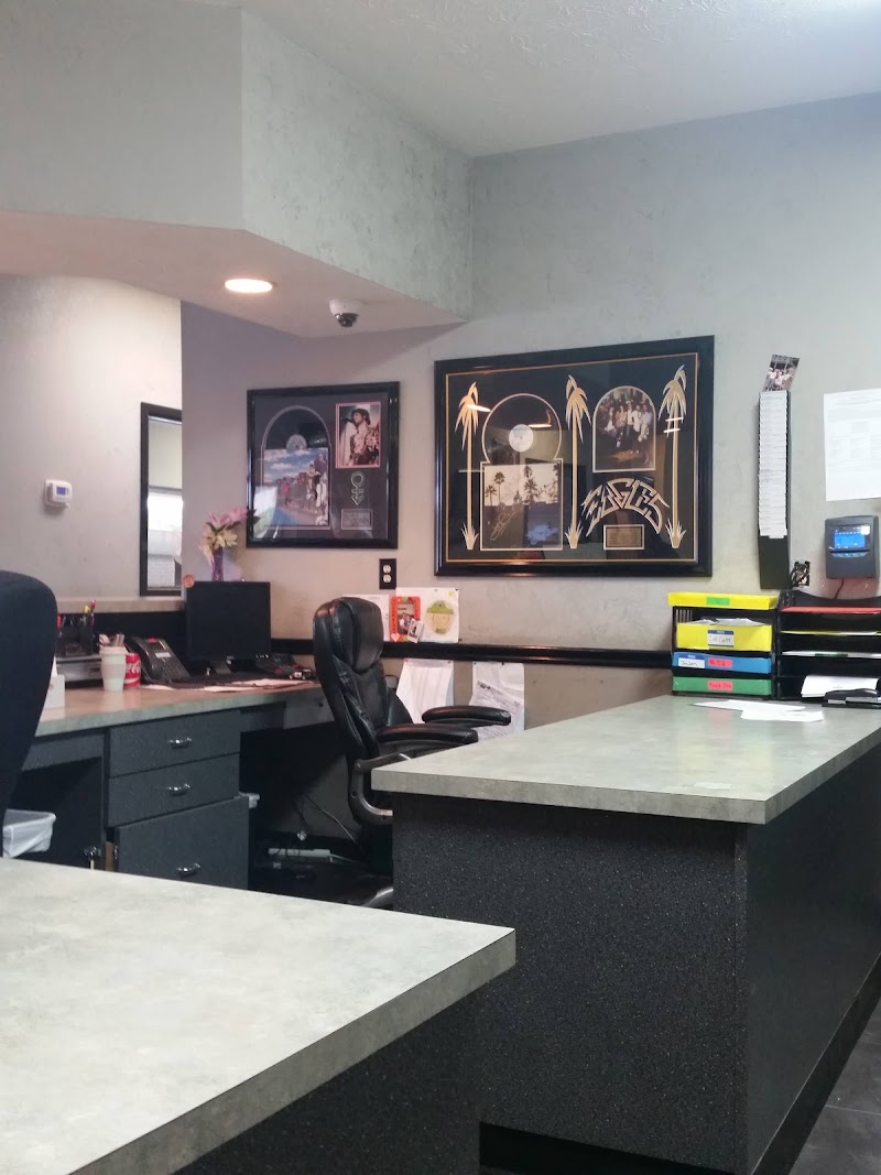 Gil's Auto Sales