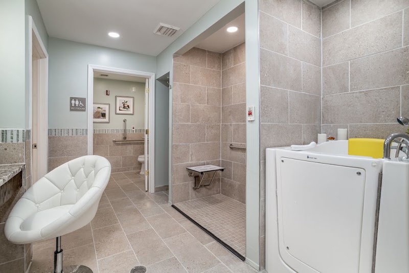 Harbison Shores Assisted Living and Memory Care photo 3
